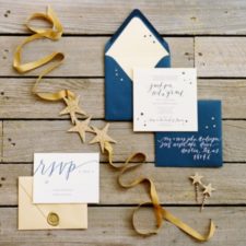 Tips // How to Style Your Invitations